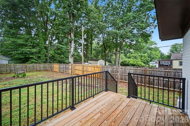 841 Mcarthur Avenue, Charlotte, NC 28206