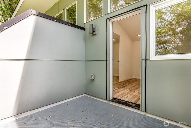 3855 21st Avenue SW, Seattle, WA 98106