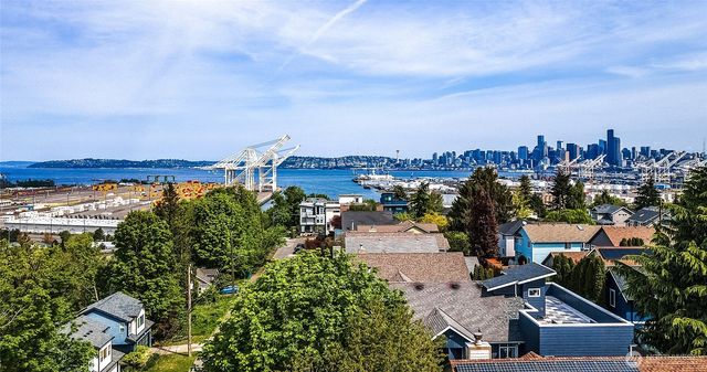 3855 21st Avenue SW, Seattle, WA 98106