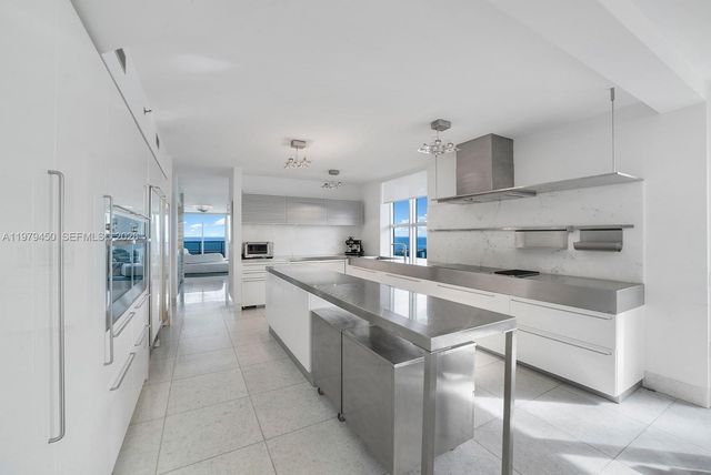 5801 Collins Avenue 1200, Miami Beach, FL 33140