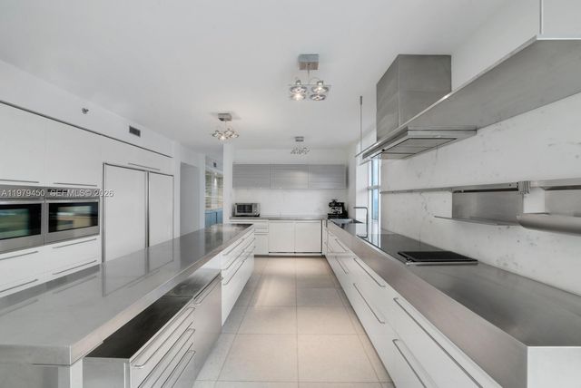 5801 Collins Avenue 1200, Miami Beach, FL 33140