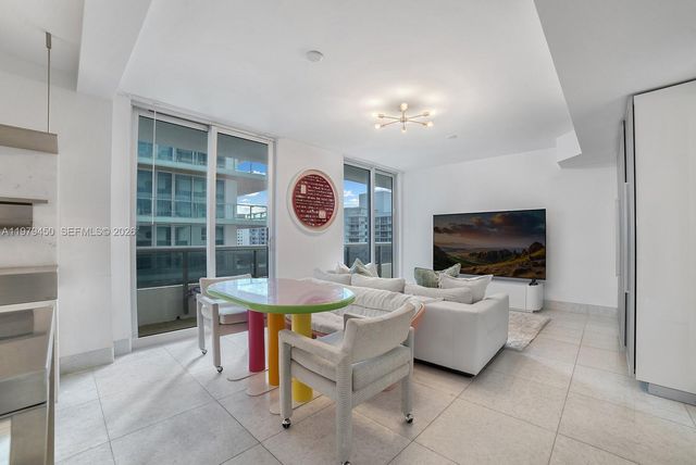 5801 Collins Avenue 1200, Miami Beach, FL 33140