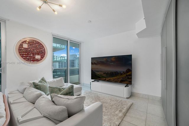 5801 Collins Avenue 1200, Miami Beach, FL 33140