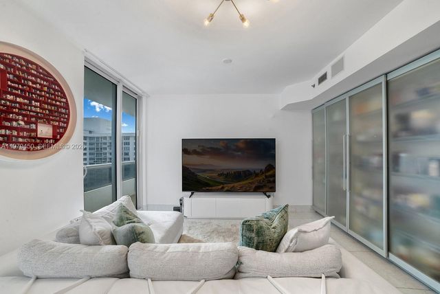 5801 Collins Avenue 1200, Miami Beach, FL 33140