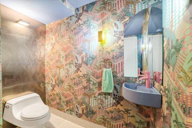 5801 Collins Avenue 1200, Miami Beach, FL 33140