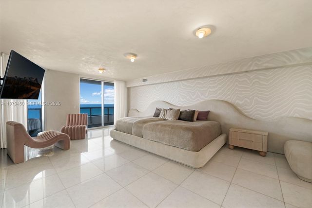 5801 Collins Avenue 1200, Miami Beach, FL 33140
