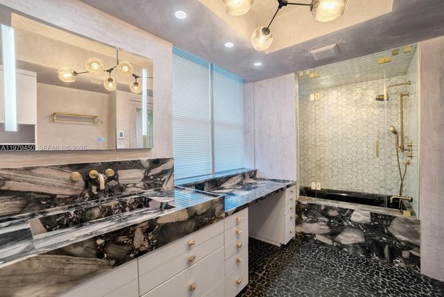 5801 Collins Avenue 1200, Miami Beach, FL 33140