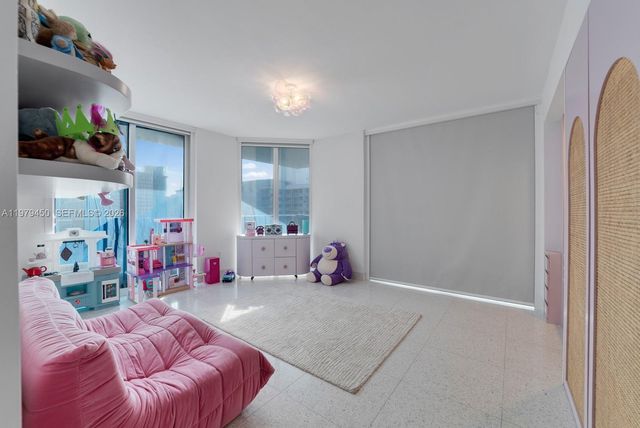 5801 Collins Avenue 1200, Miami Beach, FL 33140