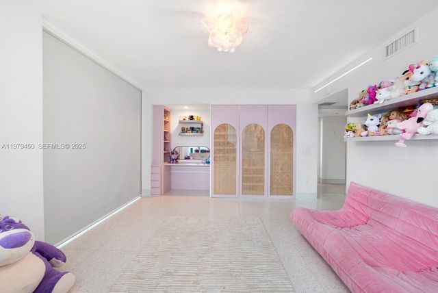 5801 Collins Avenue 1200, Miami Beach, FL 33140