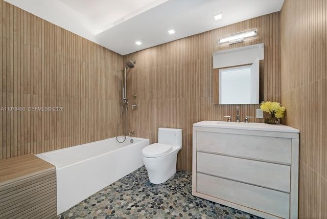 5801 Collins Avenue 1200, Miami Beach, FL 33140