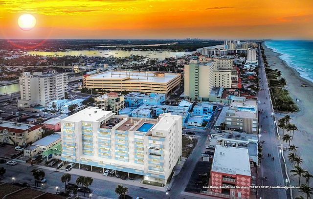 320 S Surf Road 402, Hollywood, FL 33019