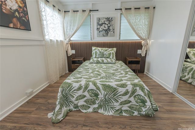 526 Ulumawao Street, Kailua, HI 96734