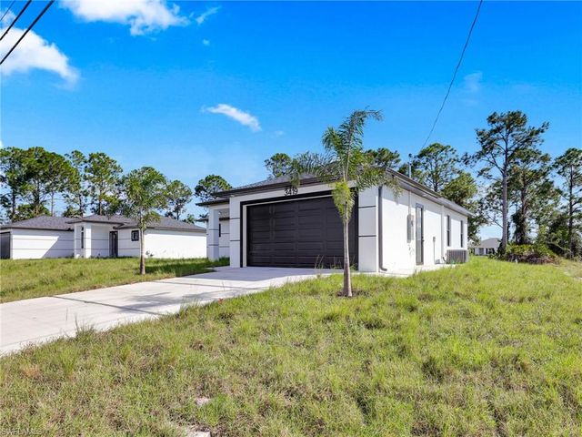 3417 8th ST SW, Lehigh Acres, FL 33976
