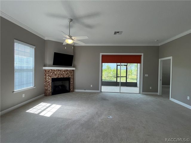 9344 S Deer Park Drive, Homosassa, FL 34446