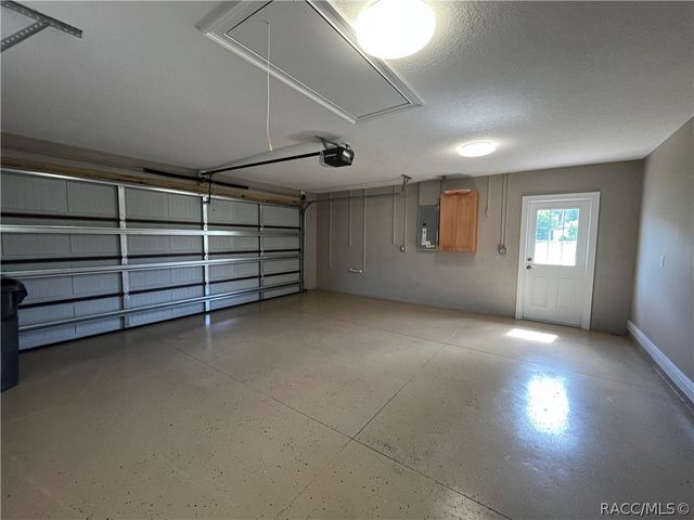 9344 S Deer Park Drive, Homosassa, FL 34446