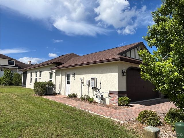 9344 S Deer Park Drive, Homosassa, FL 34446