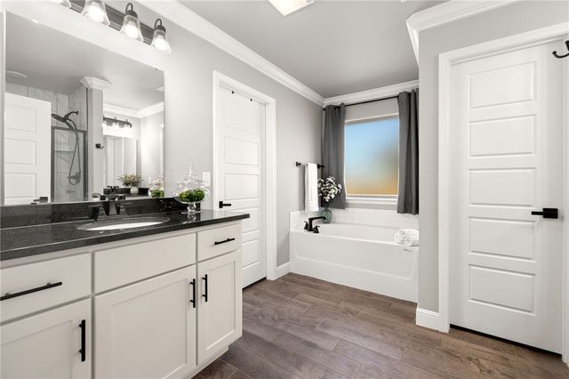 5558 Clear Springs Avenue, Springdale, AR 72762