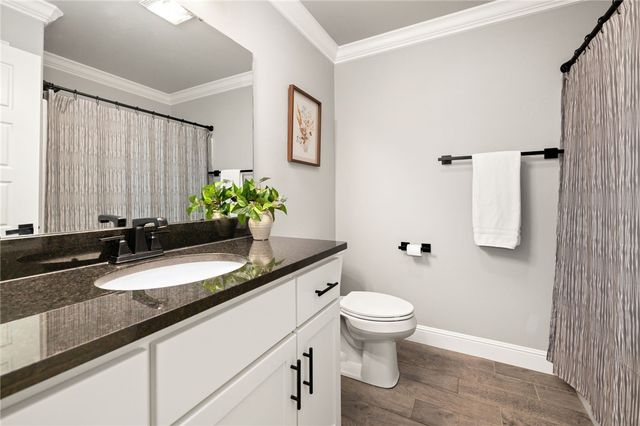 5558 Clear Springs Avenue, Springdale, AR 72762