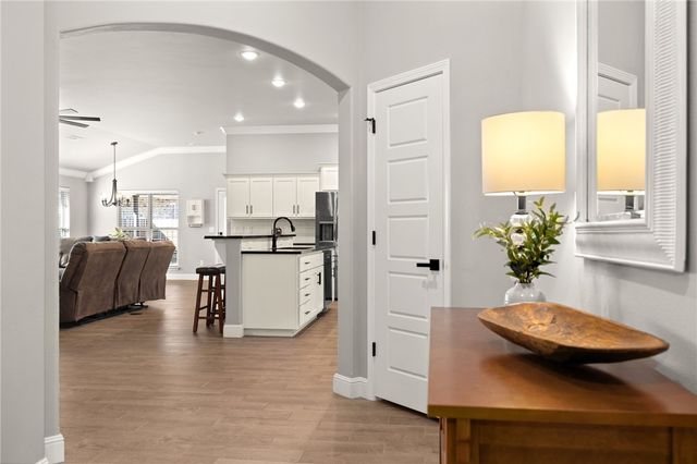 5558 Clear Springs Avenue, Springdale, AR 72762