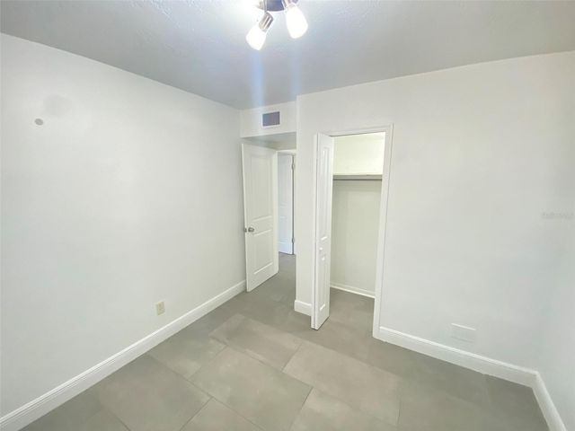 1001 E PINE STREET, Orlando, FL 32801