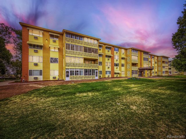 9355 E Center Avenue 9C, Denver, CO 80247