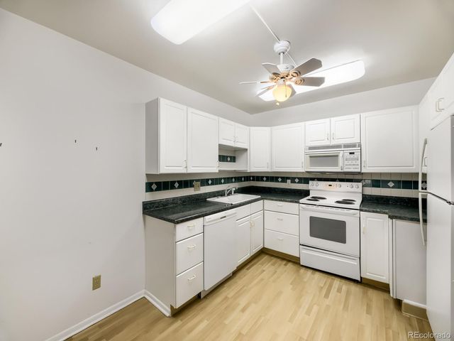 9355 E Center Avenue 9C, Denver, CO 80247
