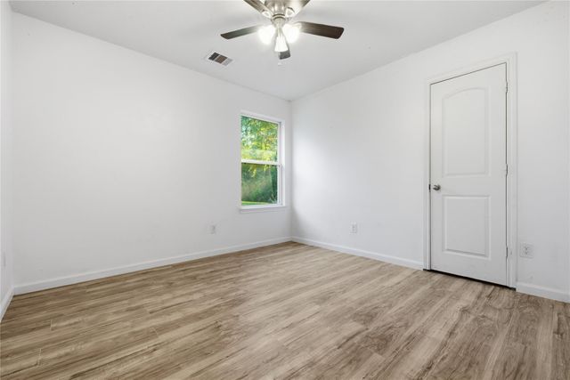 15082 Arrowhead Loop, Willis, TX 77378