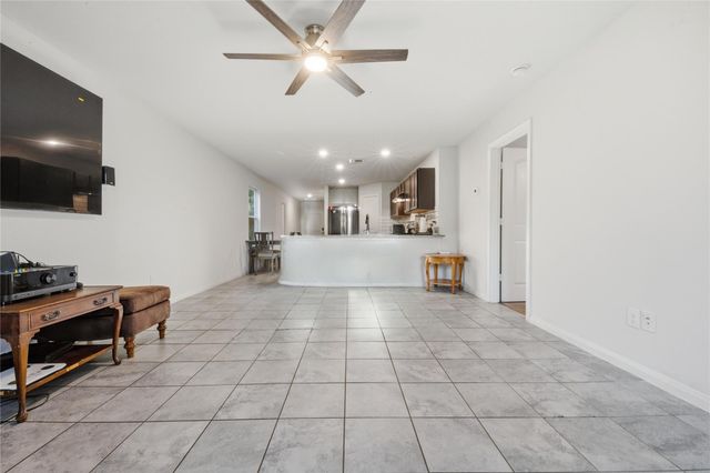 15082 Arrowhead Loop, Willis, TX 77378