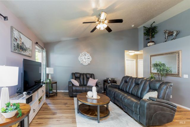 11488 W Concord River Way, Nampa, ID 83686