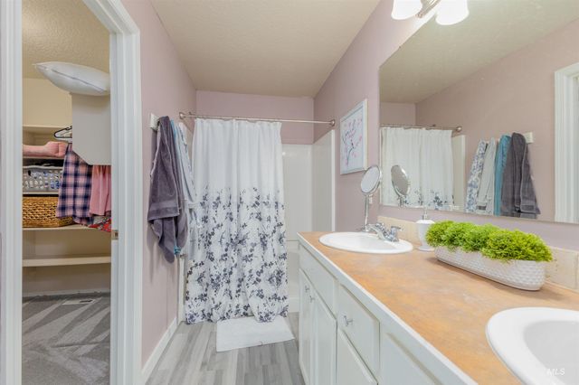 11488 W Concord River Way, Nampa, ID 83686