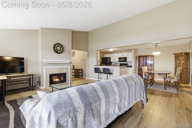 21582 Majestic Drive, Brownstown Charter Township, MI 48183