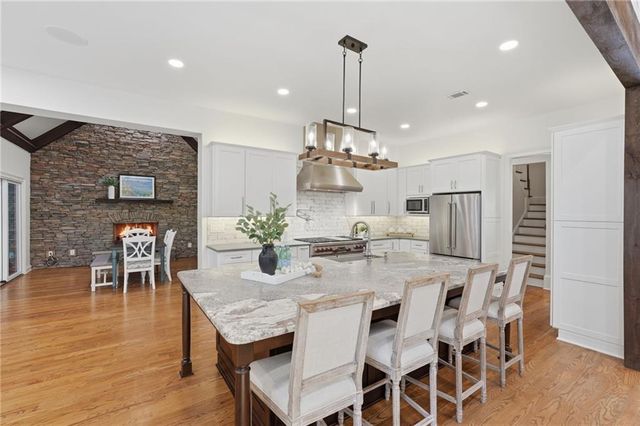 6029 Shadburn Ferry Road, Buford, GA 30518