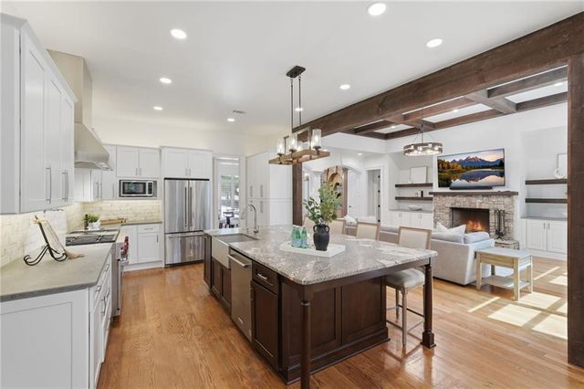6029 Shadburn Ferry Road, Buford, GA 30518