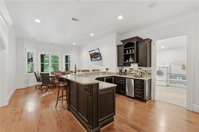 6029 Shadburn Ferry Road, Buford, GA 30518