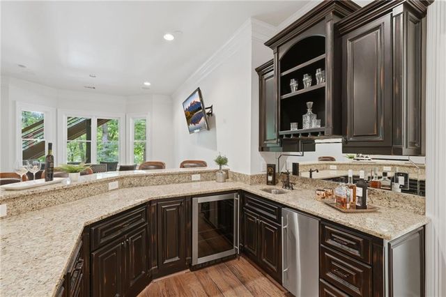 6029 Shadburn Ferry Road, Buford, GA 30518