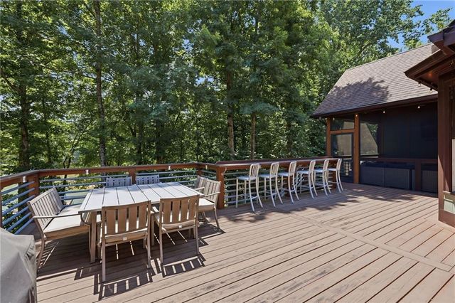 6029 Shadburn Ferry Road, Buford, GA 30518
