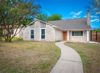 8204 Seminary Ridge DR, Austin, TX 78745