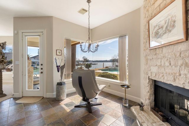 238 Wedgewood Dr, Montgomery, TX 77356