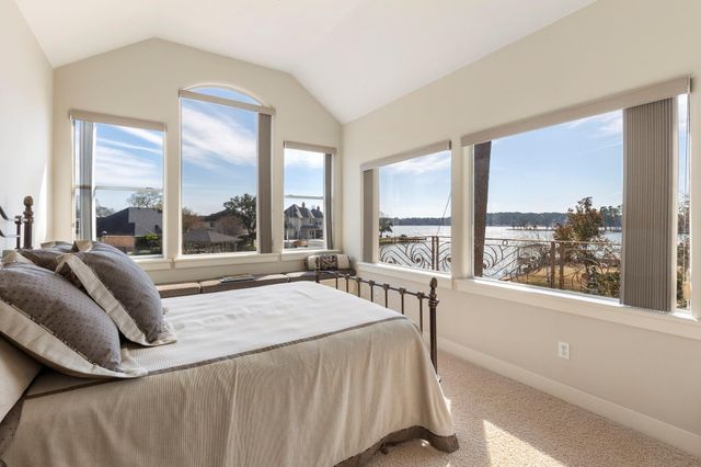 238 Wedgewood Dr, Montgomery, TX 77356