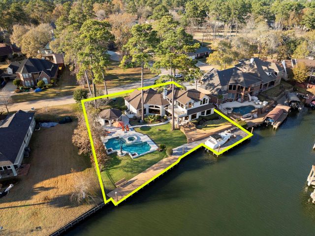 238 Wedgewood Dr, Montgomery, TX 77356