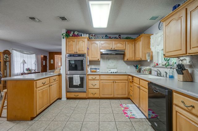 2129 FM 731, Burleson, TX 76028