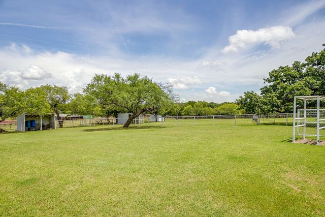2129 FM 731, Burleson, TX 76028