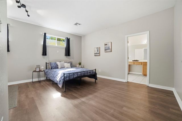 409 E Austin Ave, Round Rock, TX 78664