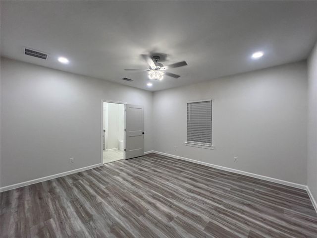 817 Center Street, Richmond, TX 77469