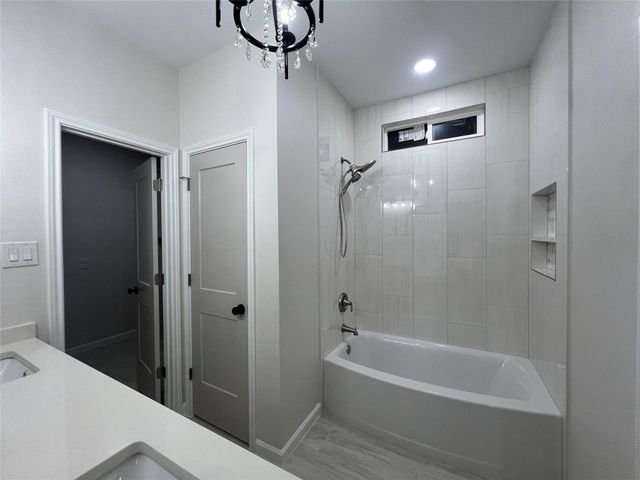 817 Center Street, Richmond, TX 77469