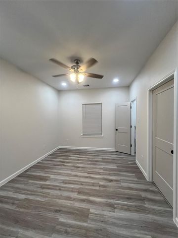 817 Center Street, Richmond, TX 77469