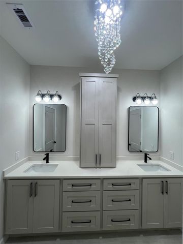 817 Center Street, Richmond, TX 77469