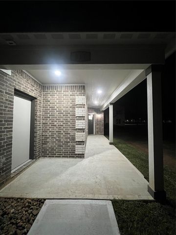 817 Center Street, Richmond, TX 77469