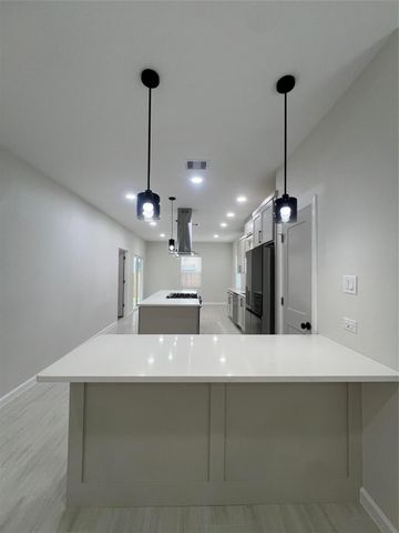 817 Center Street, Richmond, TX 77469