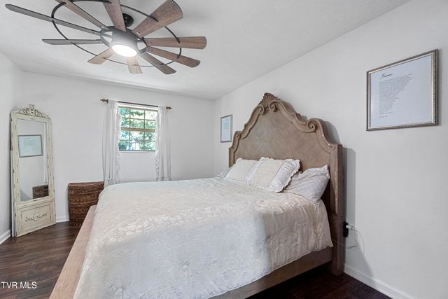 2945 Enka Highway Highway, Morristown, TN 37813